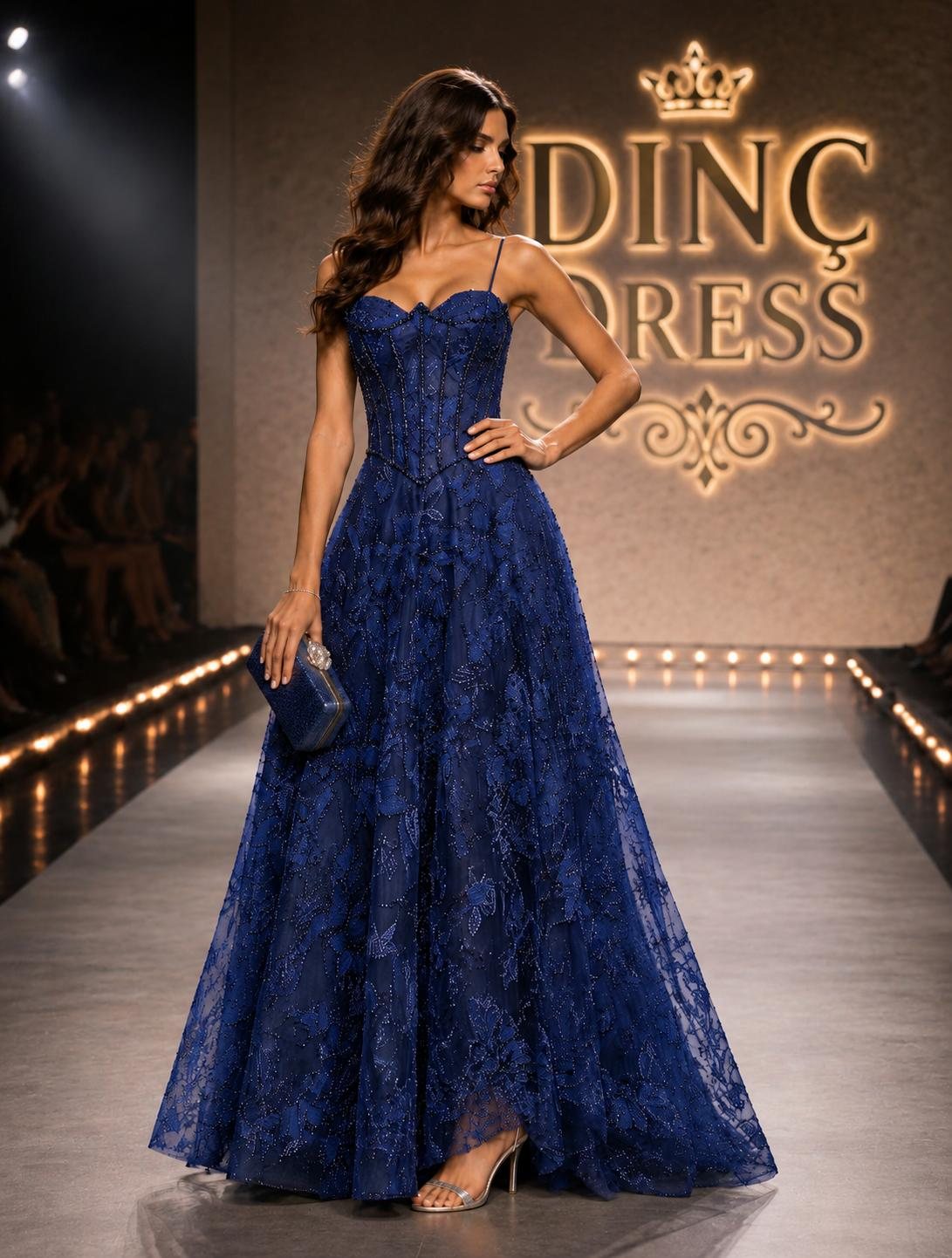 Dinç Dress — Lacivert Dantelli Abiye